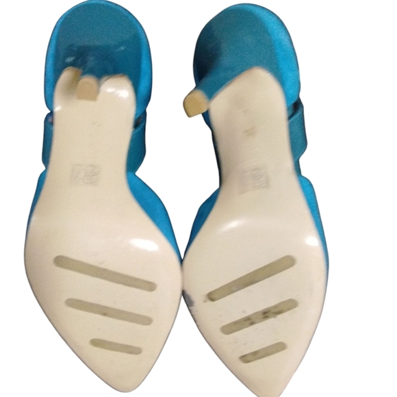 Pelle Moda Blue Suede Pumps Cut-Out Heels Size 7 - Picture 8 of 10